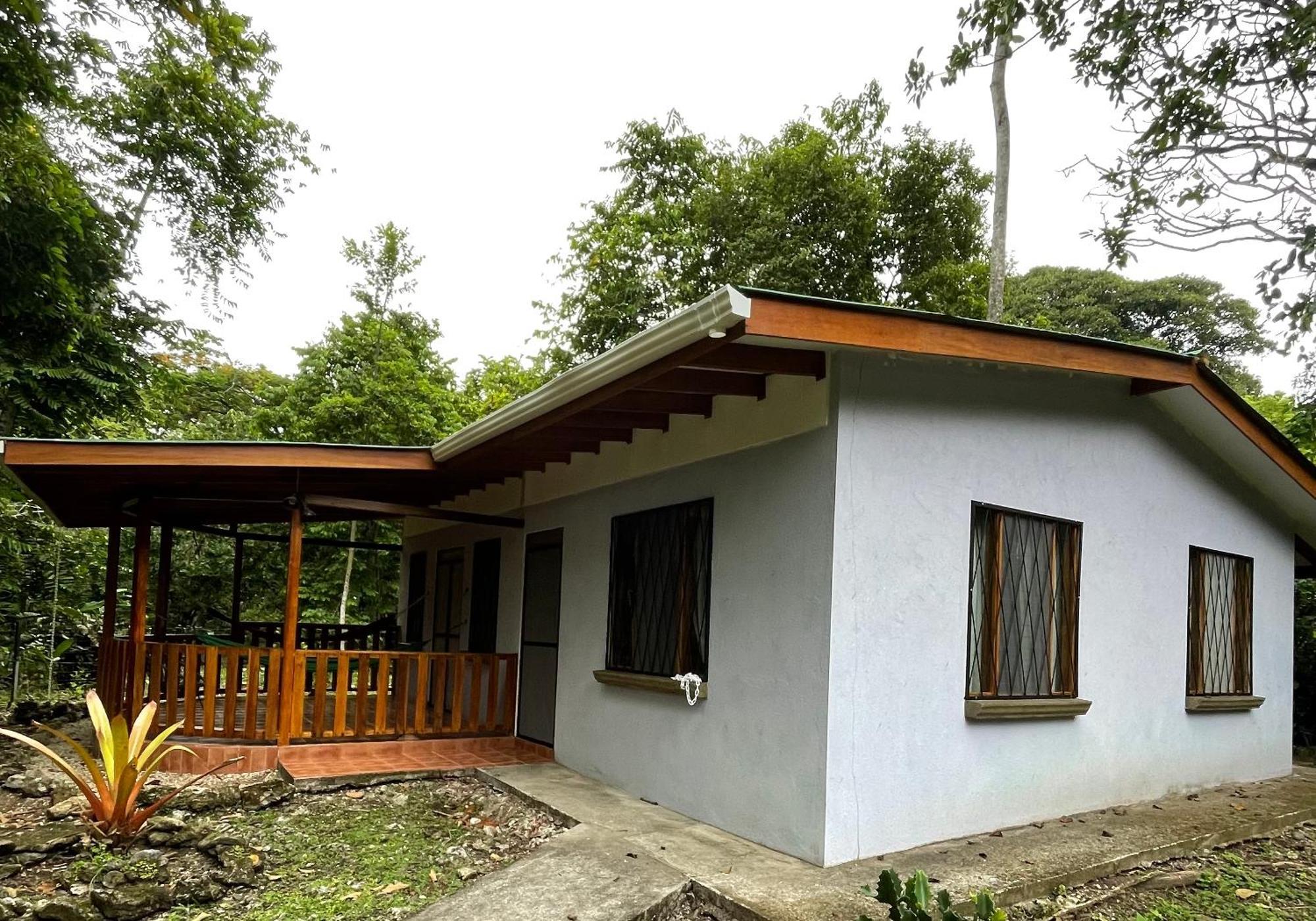Cabinas Caribe Luna Cahuita Dış mekan fotoğraf