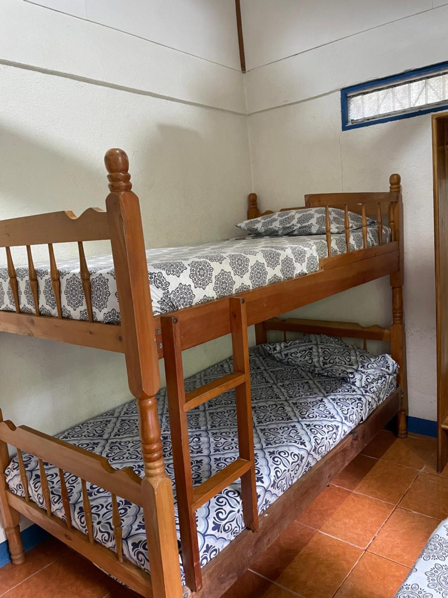 Cabinas Caribe Luna Cahuita Dış mekan fotoğraf