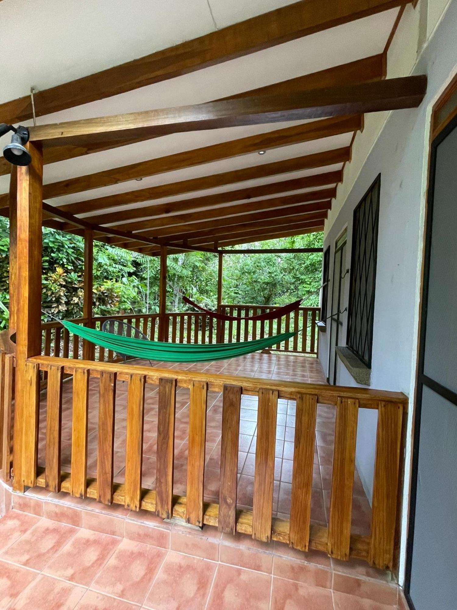 Cabinas Caribe Luna Cahuita Dış mekan fotoğraf