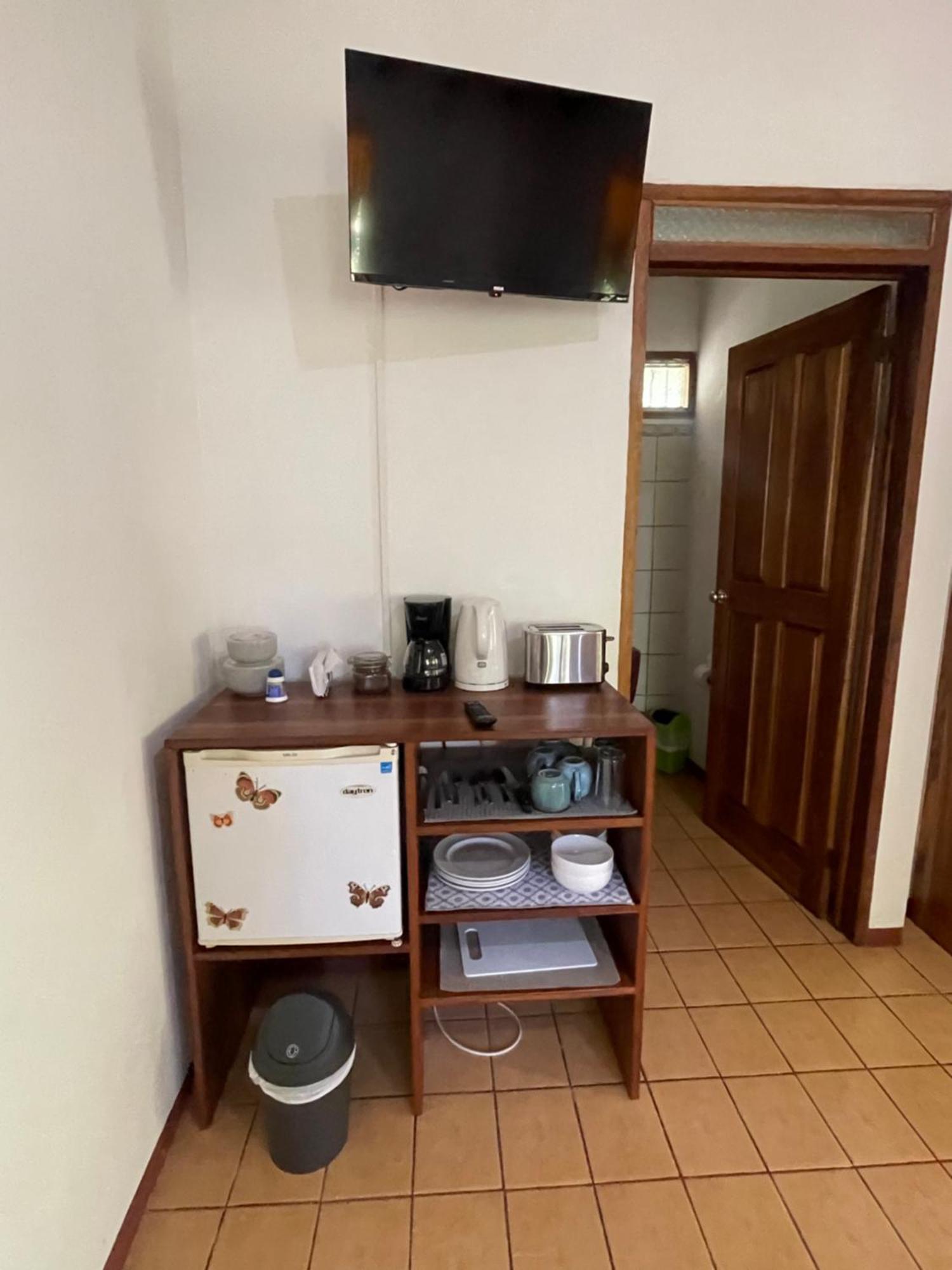 Cabinas Caribe Luna Cahuita Dış mekan fotoğraf